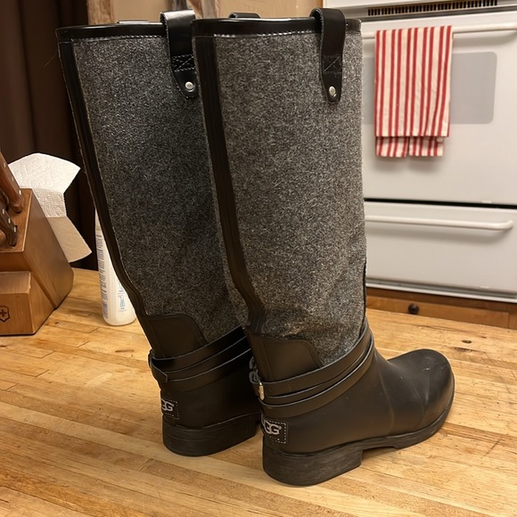 UGG Tall Wool Riding Rain Boots Size 8 Womens - Picture 4 of 9